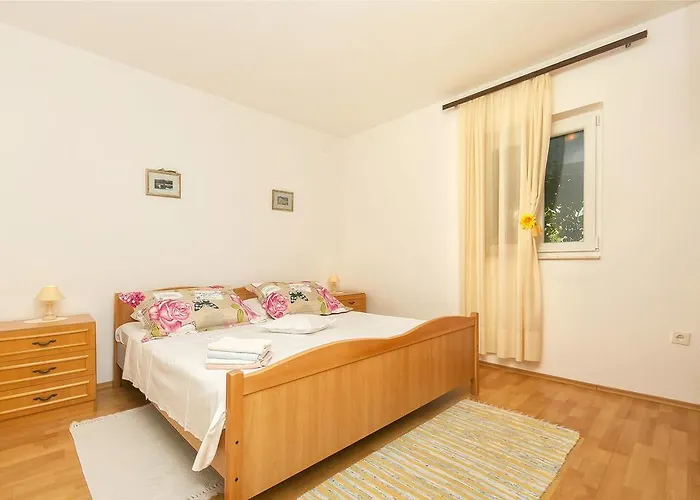 Srdan * Rogoznica (Sibenik-Knin)